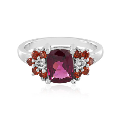Anillo en plata con Granate Magenta