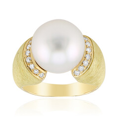 Anillo en oro con Perla blanca del mar del sur (Michelle Albala)