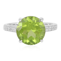 Anillo en plata con Peridoto