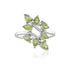 Anillo en plata con Peridoto