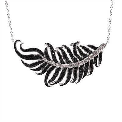 Collar en plata con Espinela negra (Dallas Prince Designs)