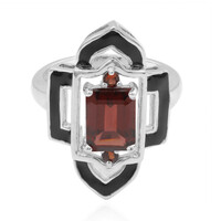 Anillo en plata con Granate de Mozambique