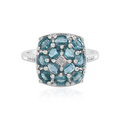 Anillo en plata con Cianita petróleo
