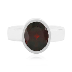 Anillo en plata con Granate de Mozambique