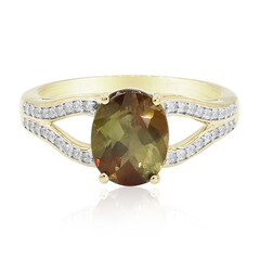 Anillo en oro con Andalucita