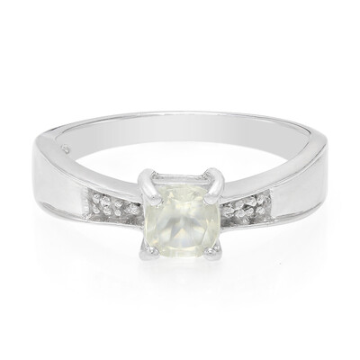 Anillo en plata con Ortoclasa