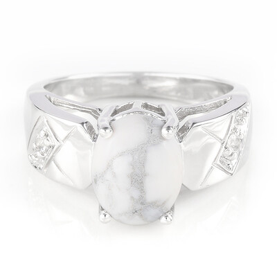 Anillo en plata con Howlita