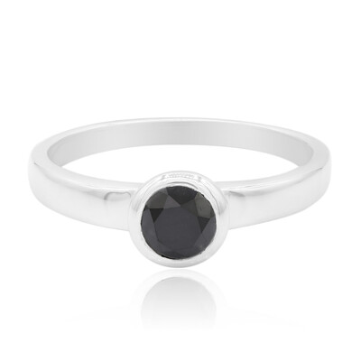 Anillo en plata con Diamante negro