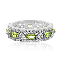 Anillo en plata con Peridoto