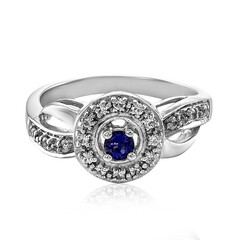 Anillo en plata con Iolita de Ceilán