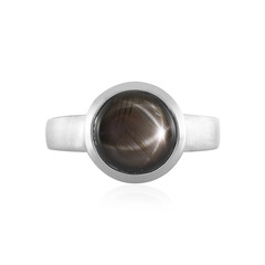 Anillo en plata con Zafiro estrella negra