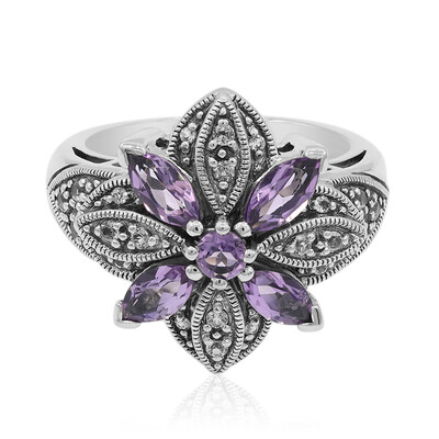 Anillo en plata con Amatista
