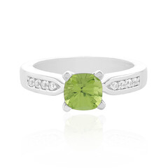 Anillo en plata con Peridoto