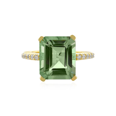 Anillo en plata con Amatista verde