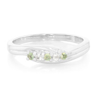 Anillo en plata con Alejandrita de Brasil