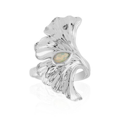 Anillo en plata con Ópalo de Welo (MONOSONO COLLECTION)