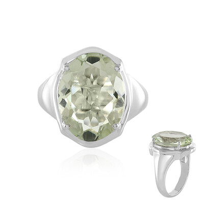 Anillo en plata con Amatista verde