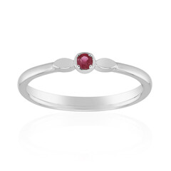 Anillo en plata con Berilo rojo