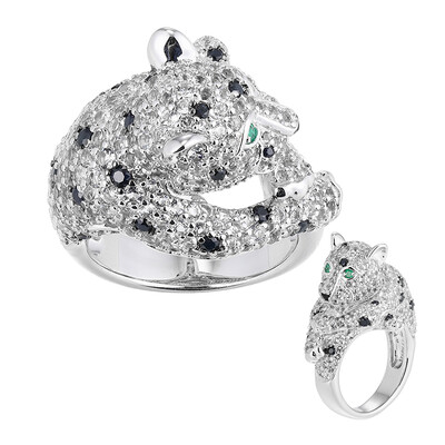 Anillo en plata con Zafiro negro(Adela Silber)