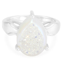 Anillo en plata con Cuarzo brillante de perla