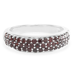 Anillo en plata con Granate de Mozambique