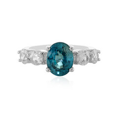 Anillo en plata con Zircón de Ratanak Kirí