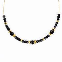 Collar en acero inoxidable con Turmalina negra