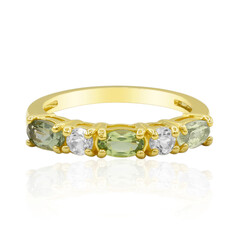 Anillo en plata con Amatista verde