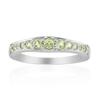 Anillo en plata con Peridoto