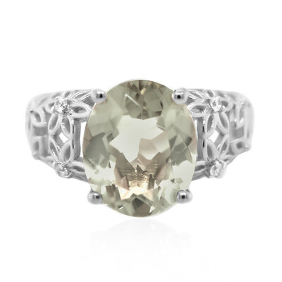 Anillo en plata con Amatista verde