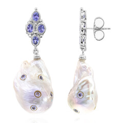 Pendientes en plata con Perla Freshwater (Dallas Prince Designs)