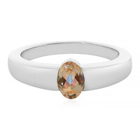 Anillo en plata con Cuarzo luna