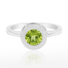 Anillo en plata con Peridoto
