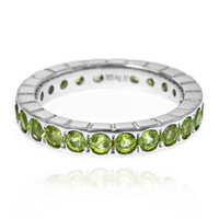 Anillo en plata con Peridoto
