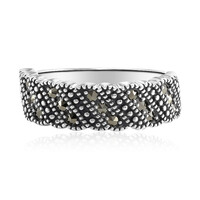 Anillo en plata con Marcasita