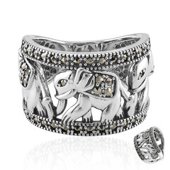 Anillo en plata con Marcasita