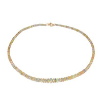 Collar en oro con Ópalo de Welo