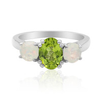 Anillo en plata con Peridoto