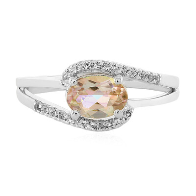 Anillo en plata con Cuarzo luna