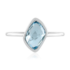 Anillo en oro con Topacio azul cielo