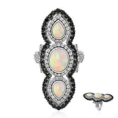 Anillo en plata con Ópalo de Welo (Dallas Prince Designs)