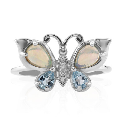 Anillo en plata con Ópalo de Welo