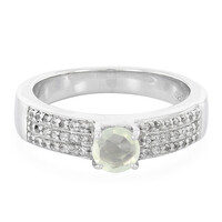 Anillo en plata con Prehnita