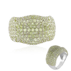 Anillo en plata con Peridoto (de Melo)