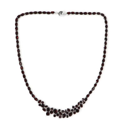Collar en plata con Granate de Mozambique