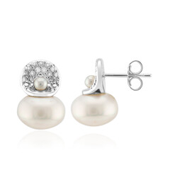 Pendientes en plata con Perla blanca Freshwater (Michelle Albala)