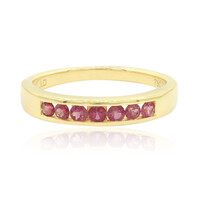 Anillo en oro con Berilo rojo