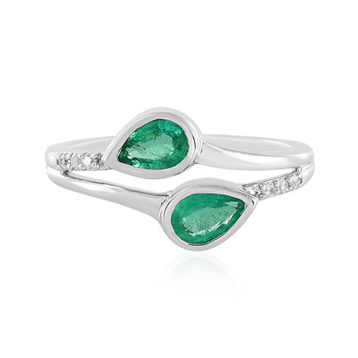 Anillo en plata con Esmeralda de Rusia