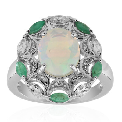Anillo en plata con Ópalo de Welo
