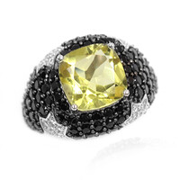 Anillo en plata con Cuarzo del Ouro Verde